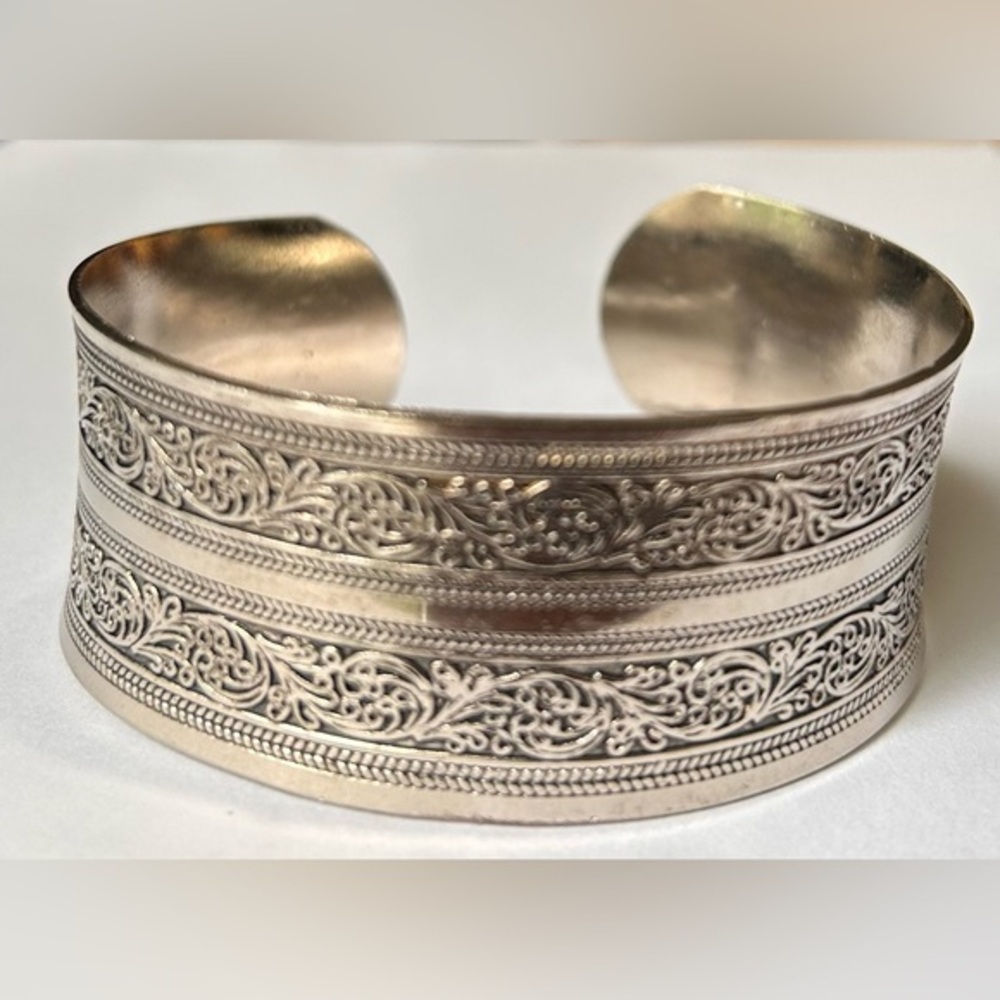 Women Adjustable Silver Colour Metal Cuff Bracelet, Bangle